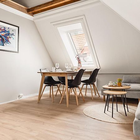 Апартаменты 2024 Renovated Luxury Penthouse! Up To 9 Guests! Берген Экстерьер фото